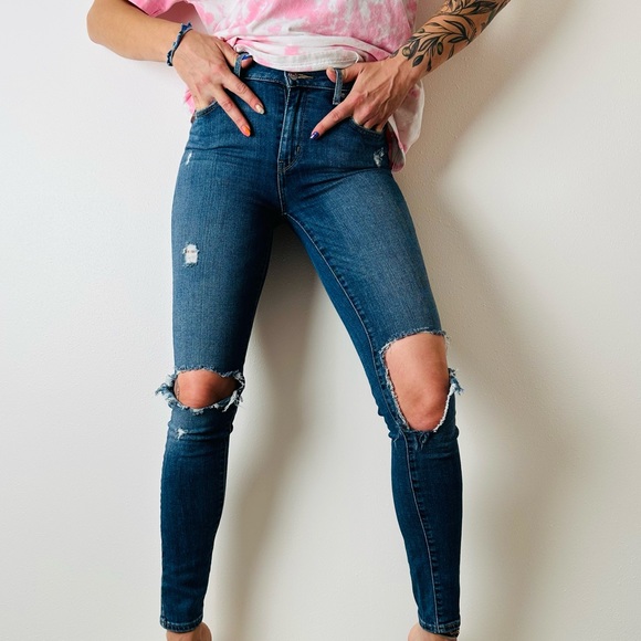 Levi’s 721 skinny high waisted jeans distressed - Picture 2 of 9